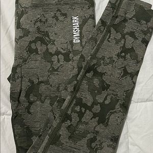 Gymshark Animal Adapt Leggings size Small - green